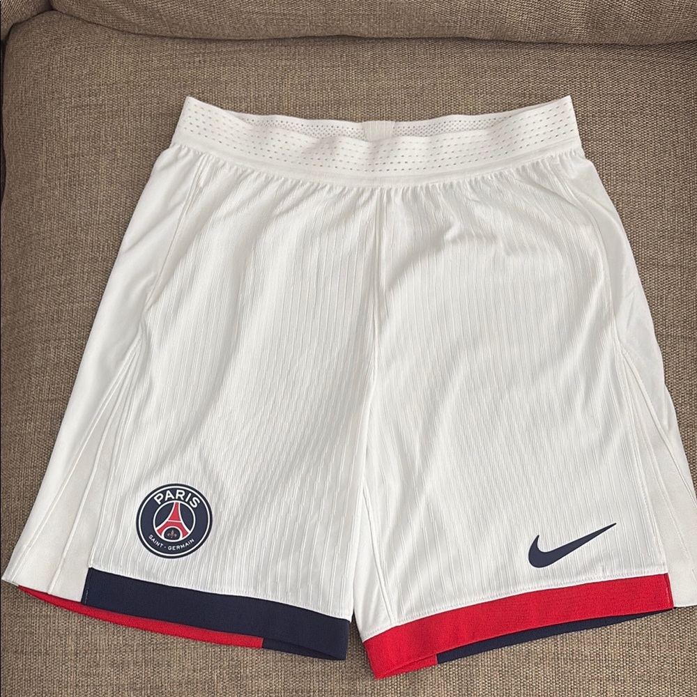 Nike PSG Player issue shorts size M